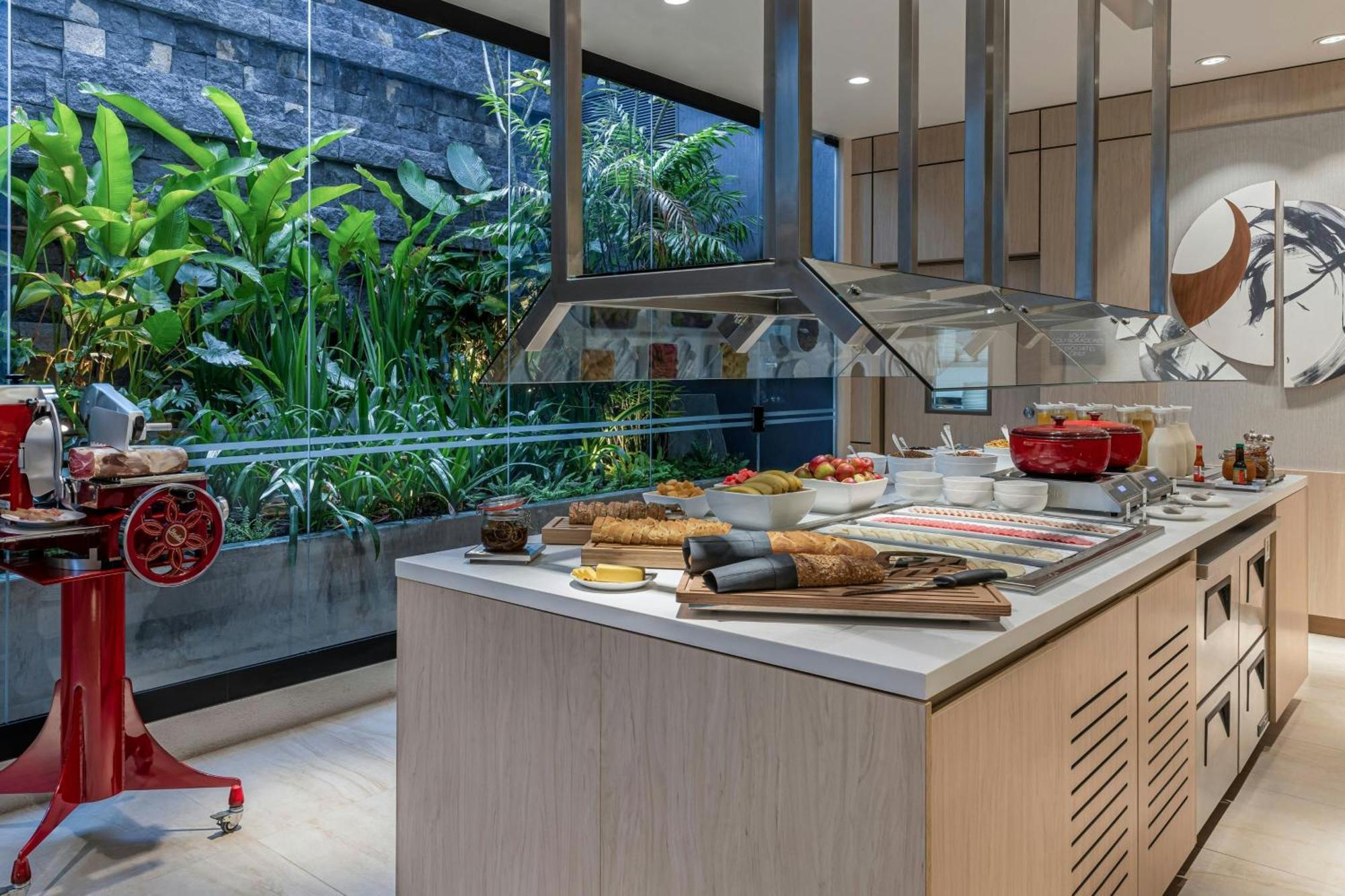 Ac Hotel San Jose Airport Belen エクステリア 写真